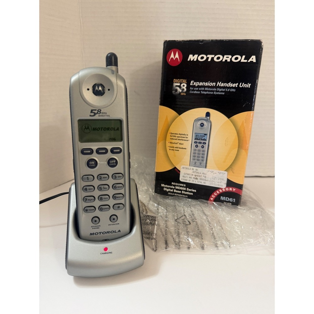 Motorola MD61 Digital 5.8 GHz Expansion Handset Cordless Phone Silver MD600
